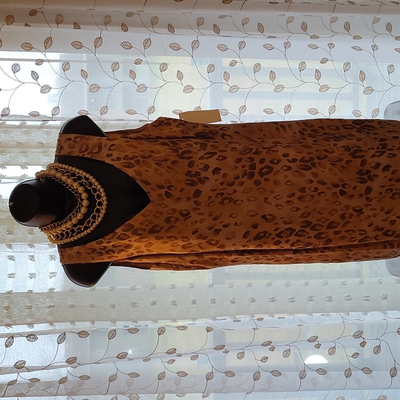 Blushe impressions - Picture 1 of 8